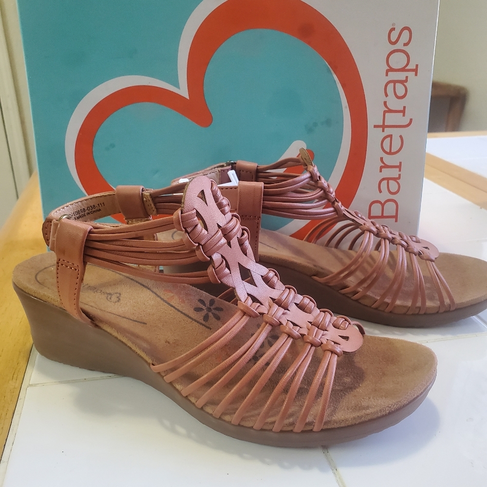 Baretraps wedge sandal